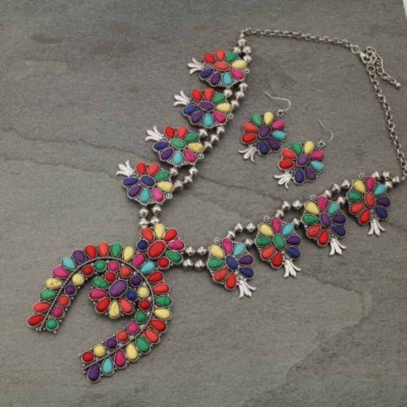 Multi Colored Squash Blossom Necklace with Earring - Picture 4 of 5